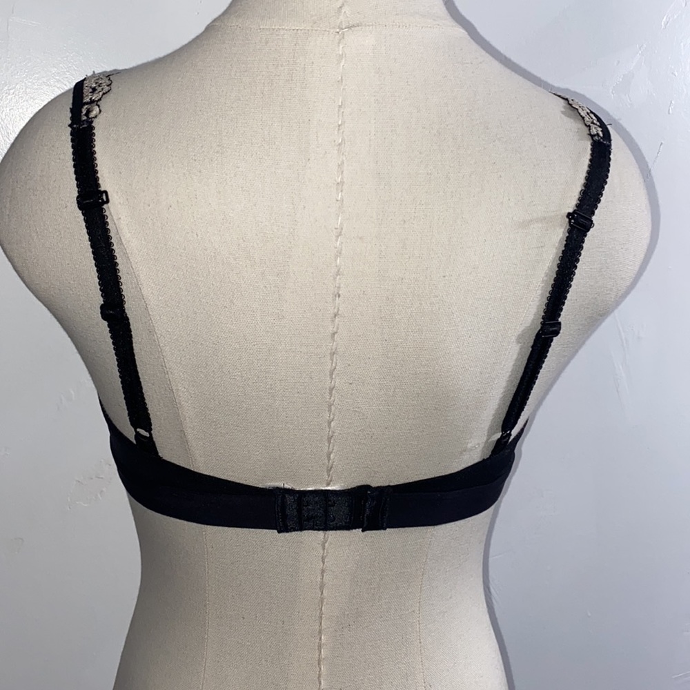 Wacoal 852191 black bra size 34 - Picture 3 of 4